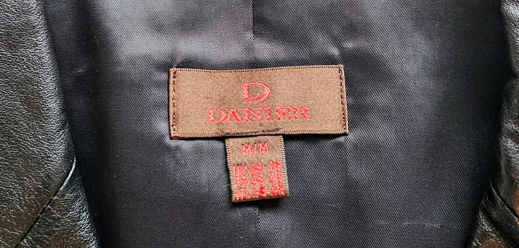 Vintage Danier 90’s Leather Blazer Black Size Medium Mint image indicator(4)