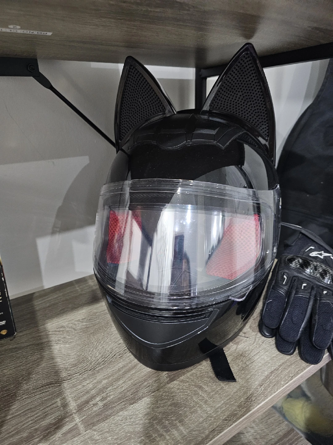 HNJ F-939 Motorcycle Helmet with Cat Ears