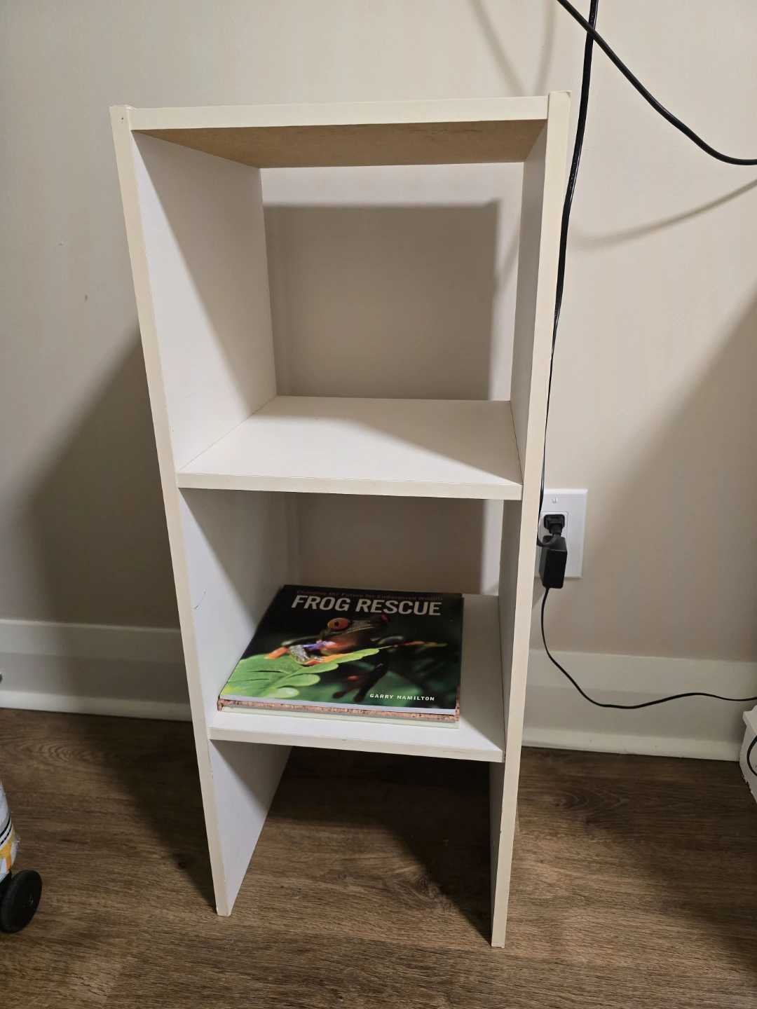 White Wooden Shelf Unit