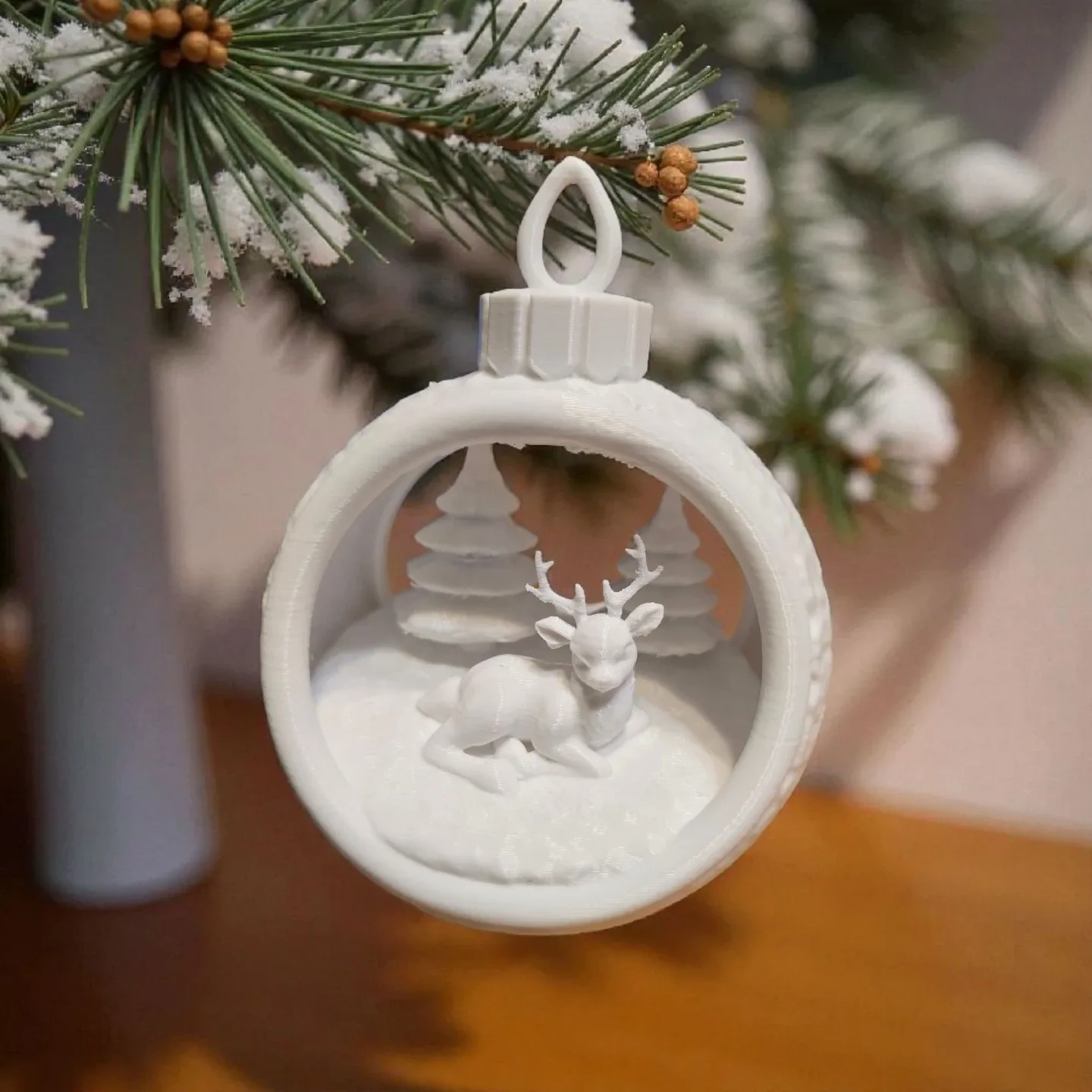 White Christmas Ornament with Reindeer 3D image indicator(2)