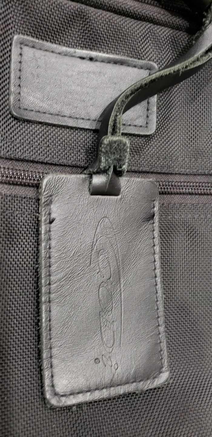 CODi Black padded laptop bag - photo 4