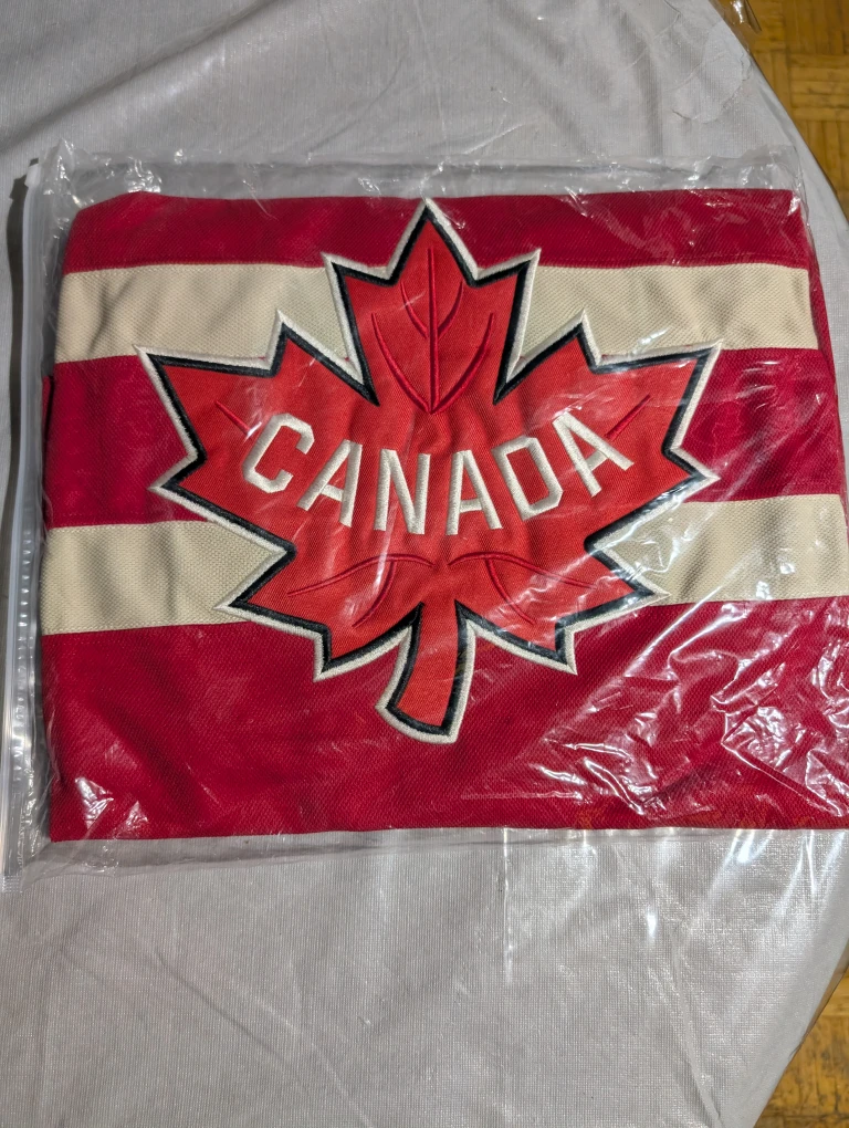 Crosby #87 Canada Hockey Jersey, Size XL - photo 2