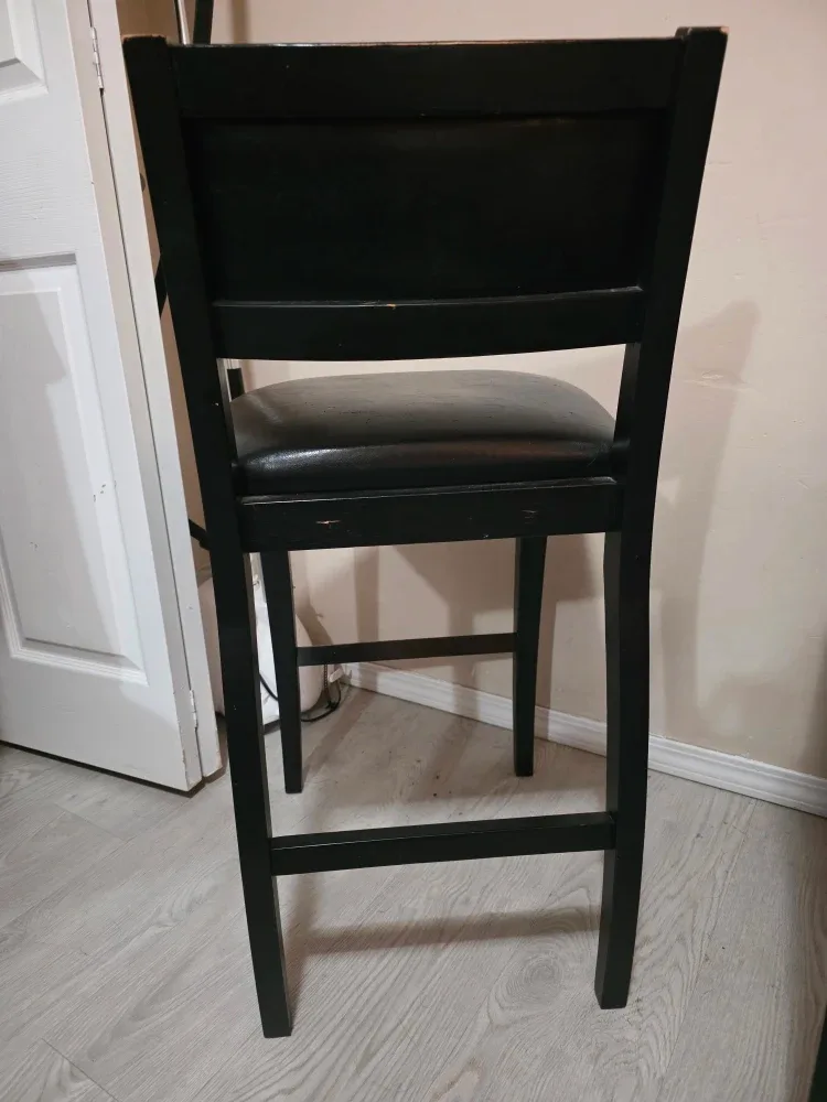 Set of 2 Black Bar Stools image indicator(5)