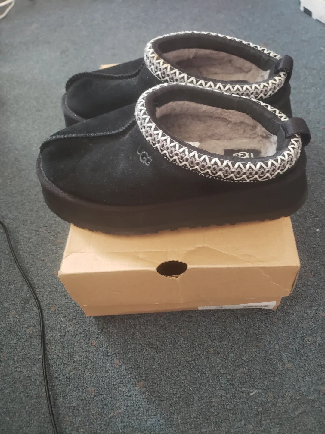 UGG Tasman Slipper - Black - Size Unknown image indicator(3)