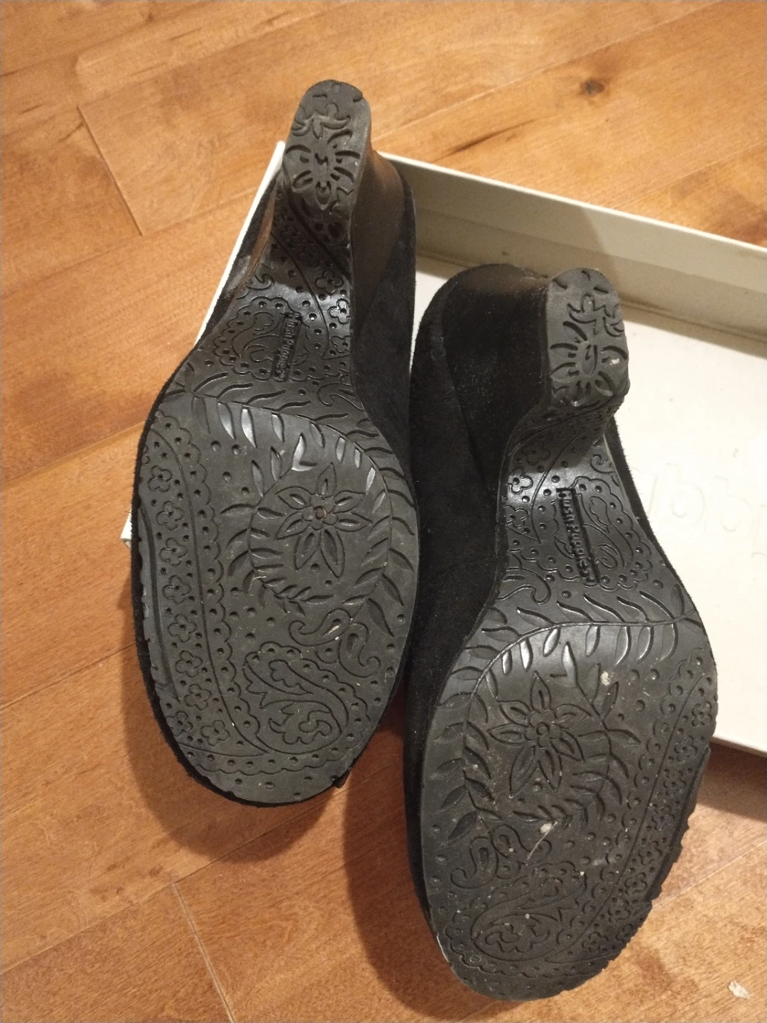 Hush Puppies black pumps with rose detail size 5.5 - photo 4