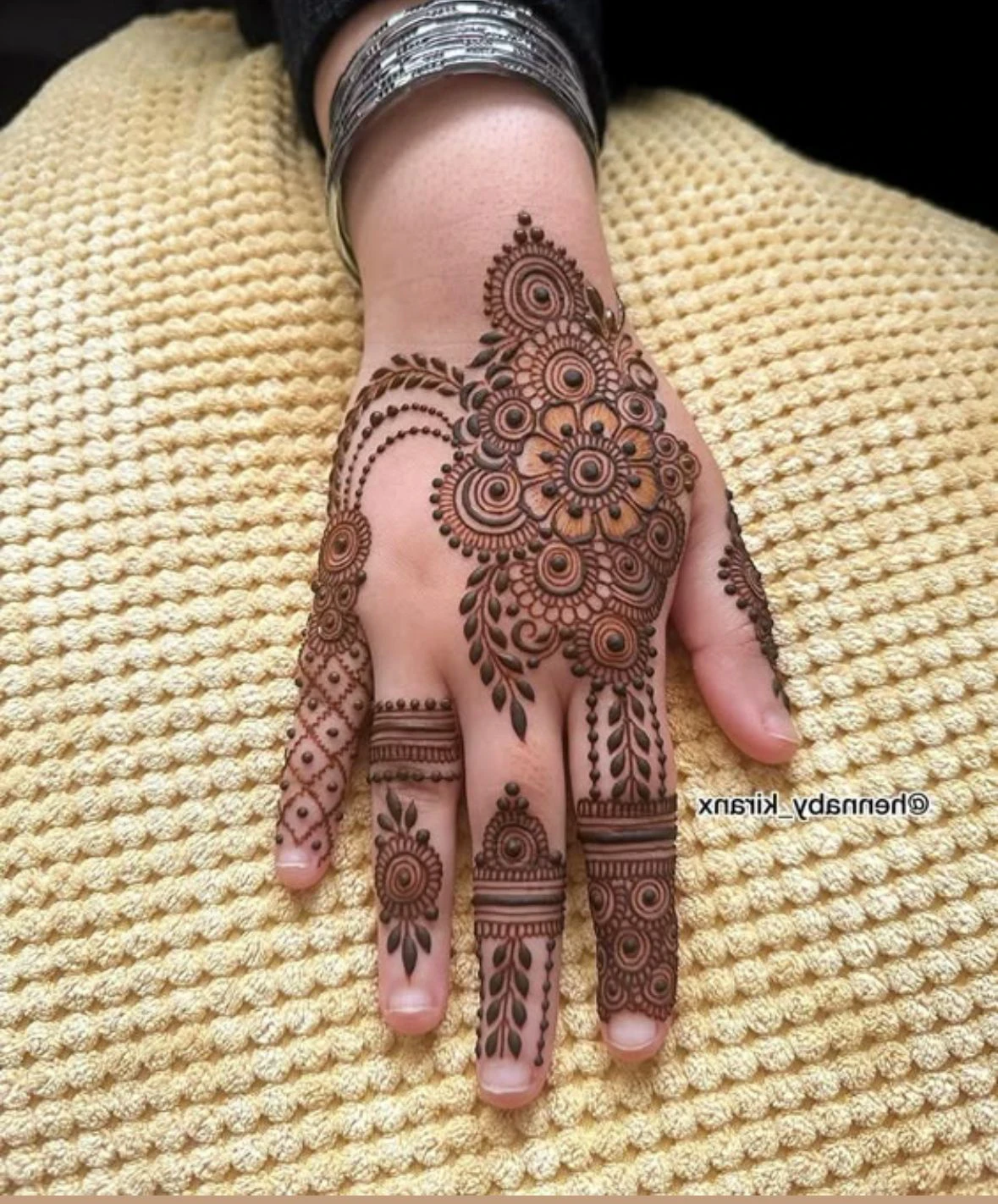 Mehndi artist - photo 5