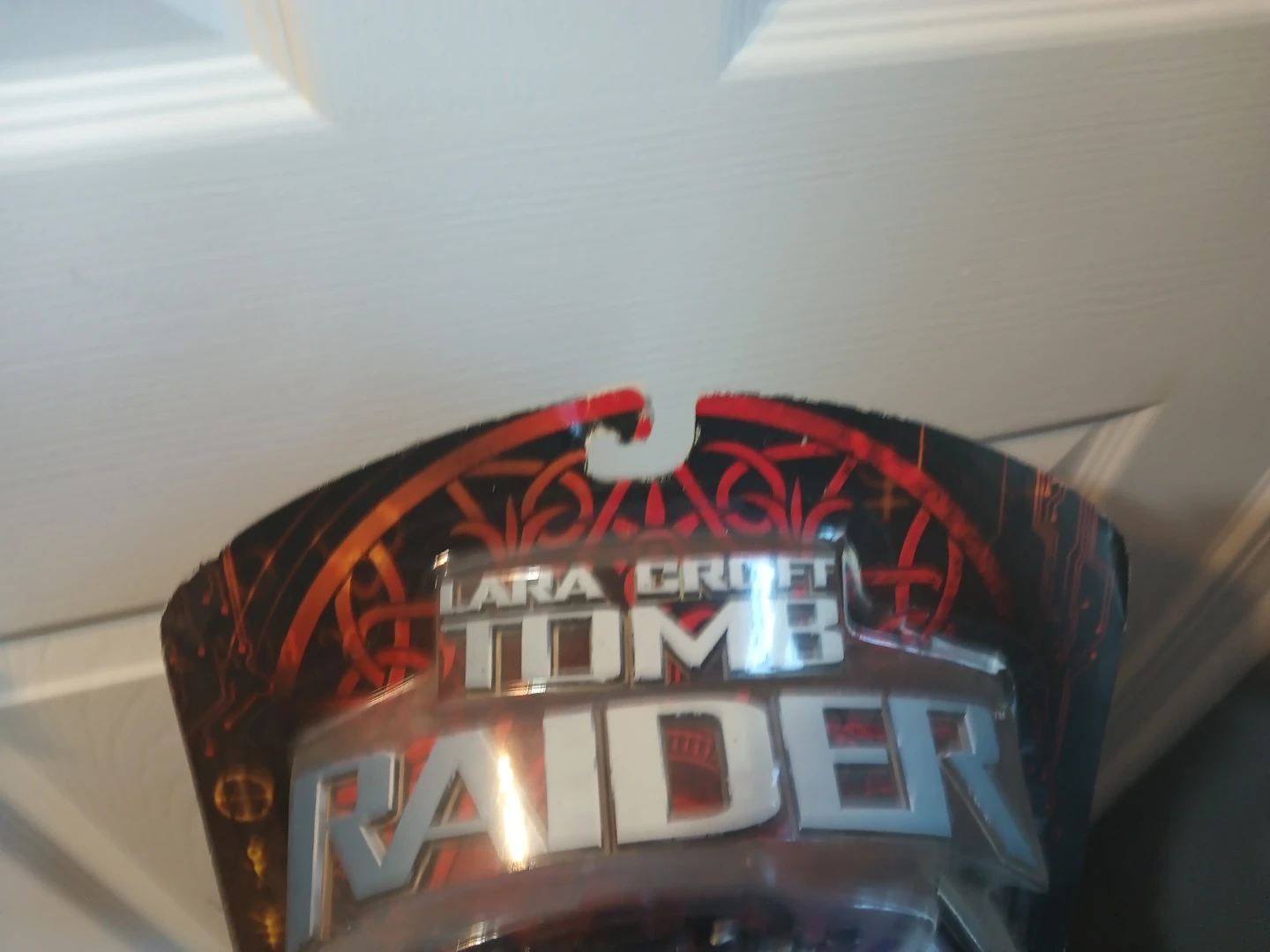 Lara Croft Tomb Raider Action Figure - photo 2
