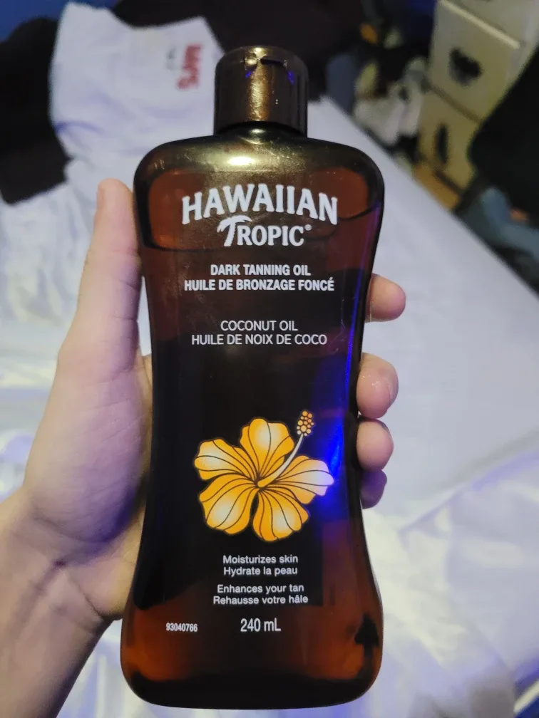 Hawaiian Tropic Dark Tanning Oil 240ml image indicator(2)