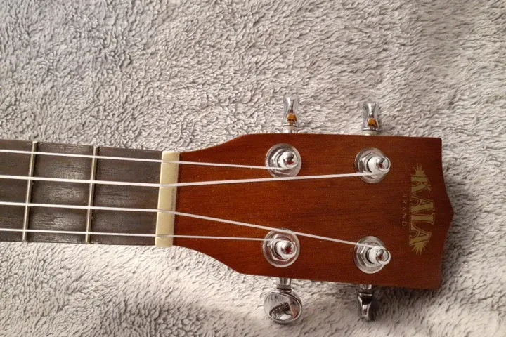 Kala KA-T Tenor Ukulele image indicator(4)