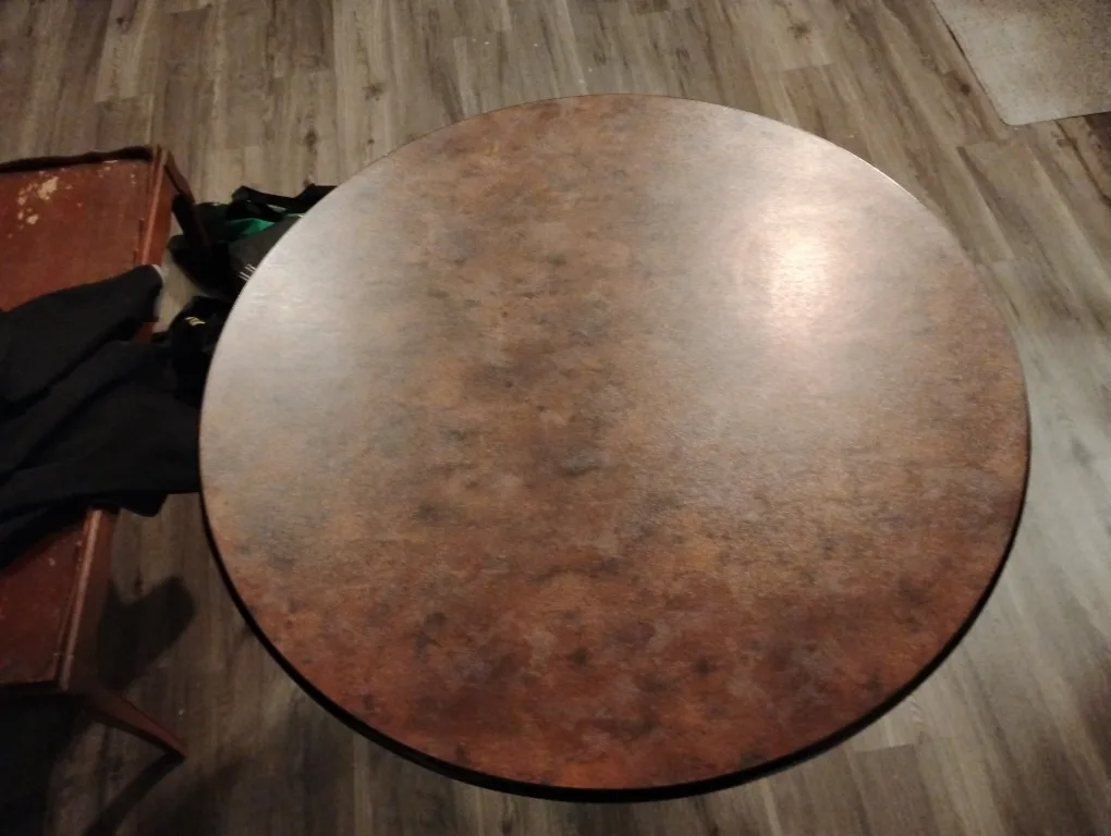 Round Brown Table image indicator(2)