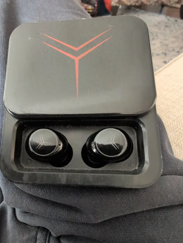 Lenovo Black Wireless Earbuds