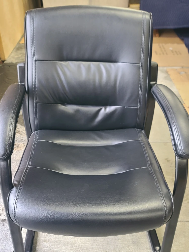 Black Office Chair - photo 2