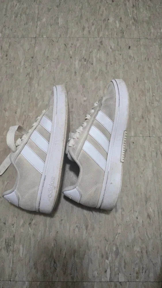 Adidas Court Platform Shoes - Women's Size 9 image indicator(4)