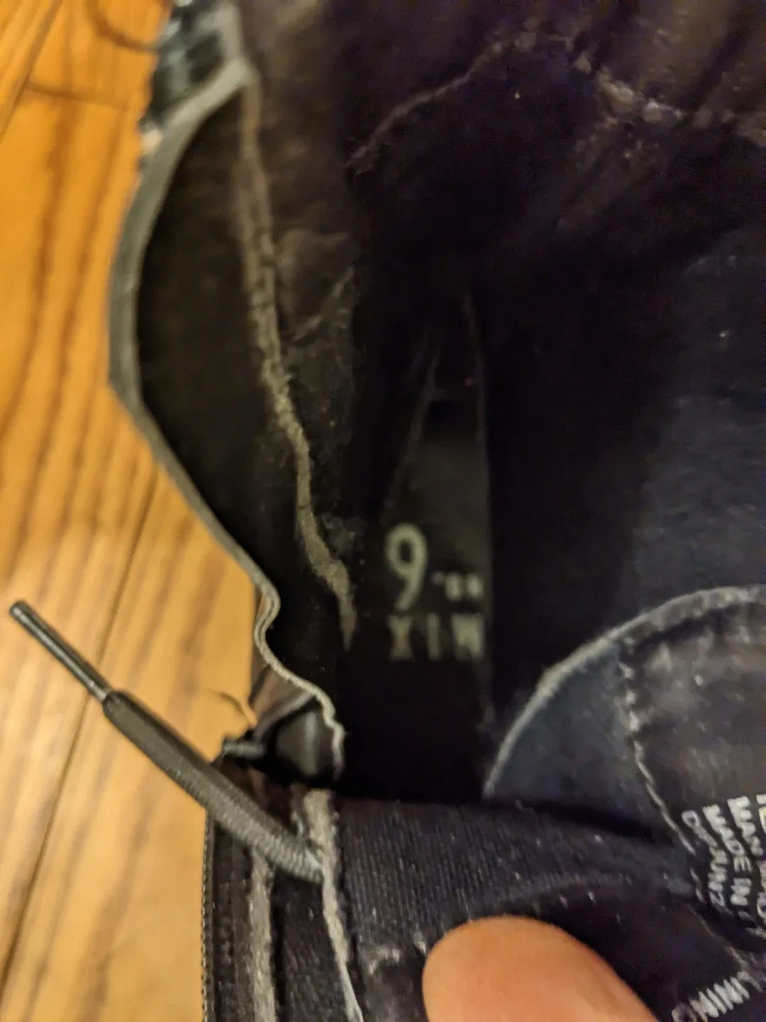 XIW Black Ankle Boots - Size 9M (39 1/2) image indicator(2)