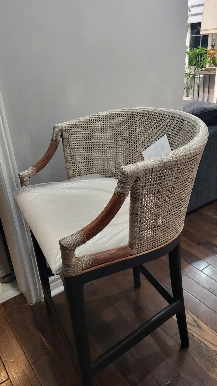 Wicker Bar Stool with Arms - New image indicator(2)