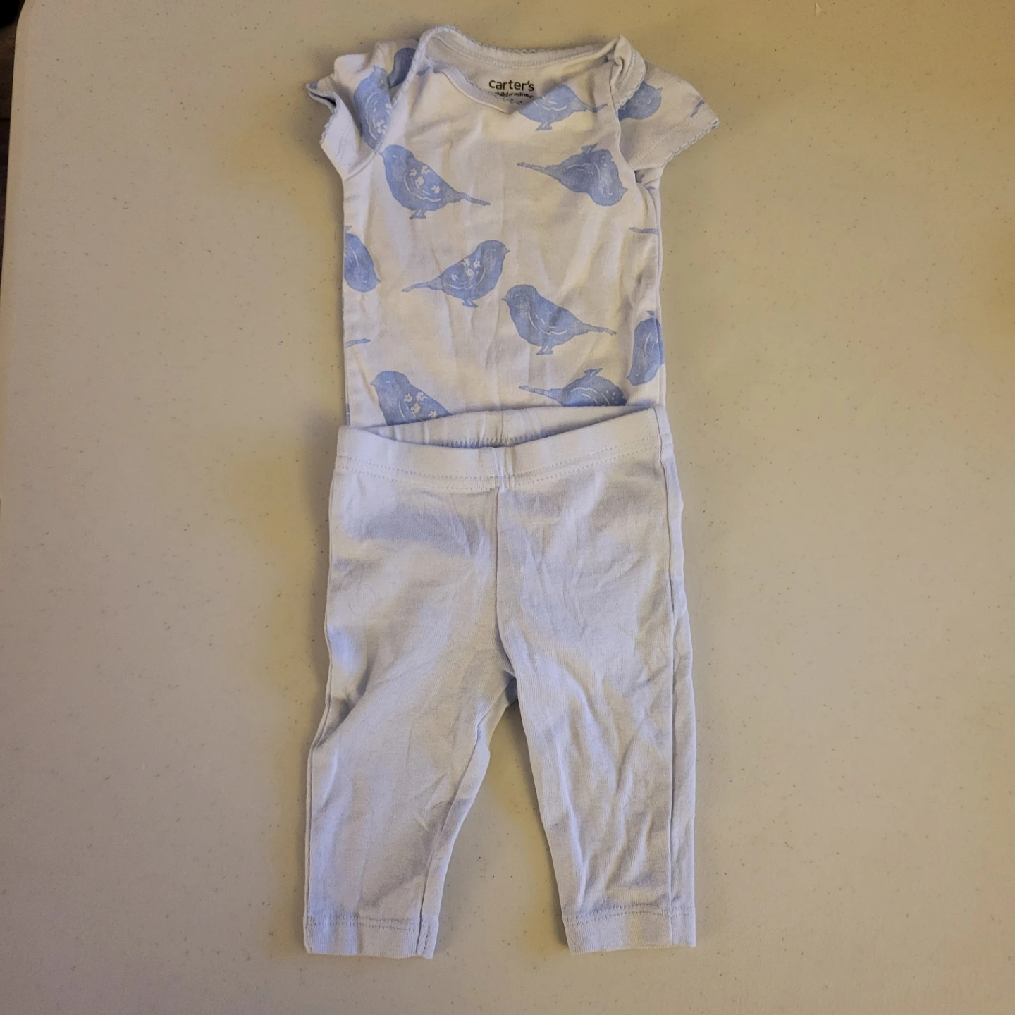 Carter's 0-3 Months Bird Outfit 🥕
