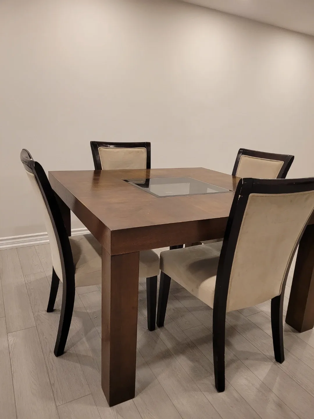 Wooden Dining Table with Glass Center image indicator(8)