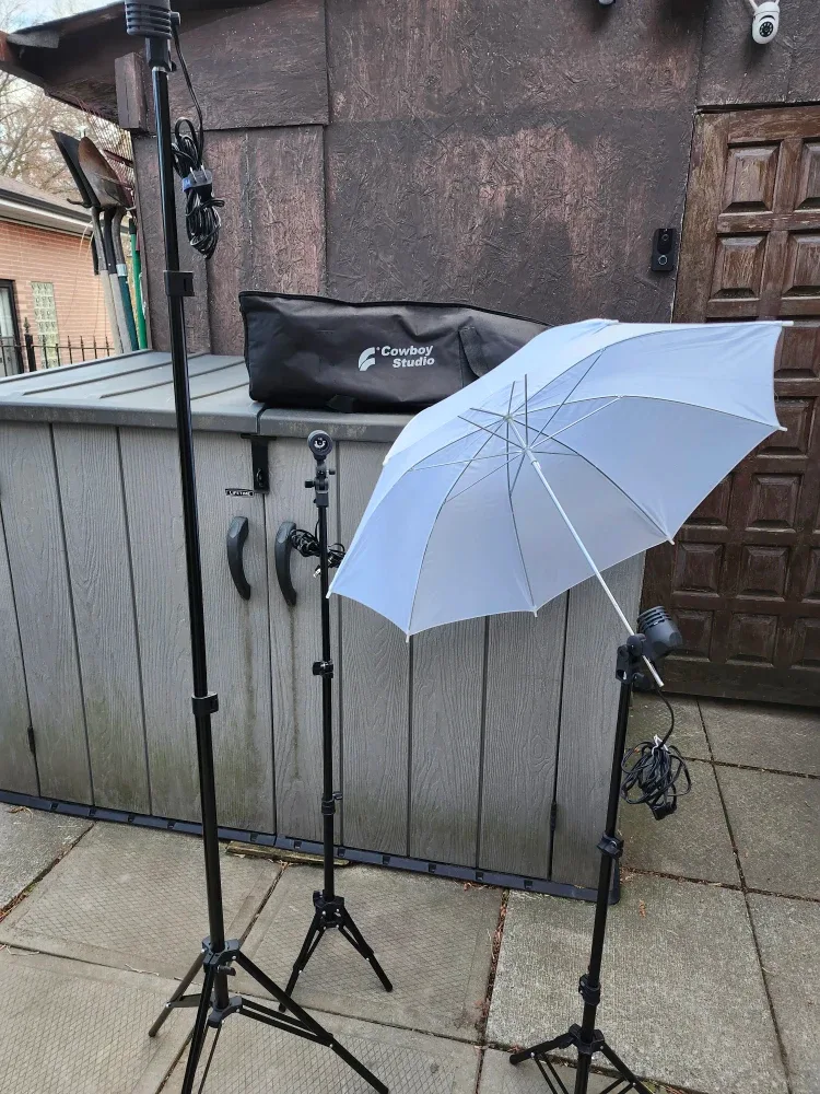 Cowboy Studio Photography Lighting Kit image indicator(3)