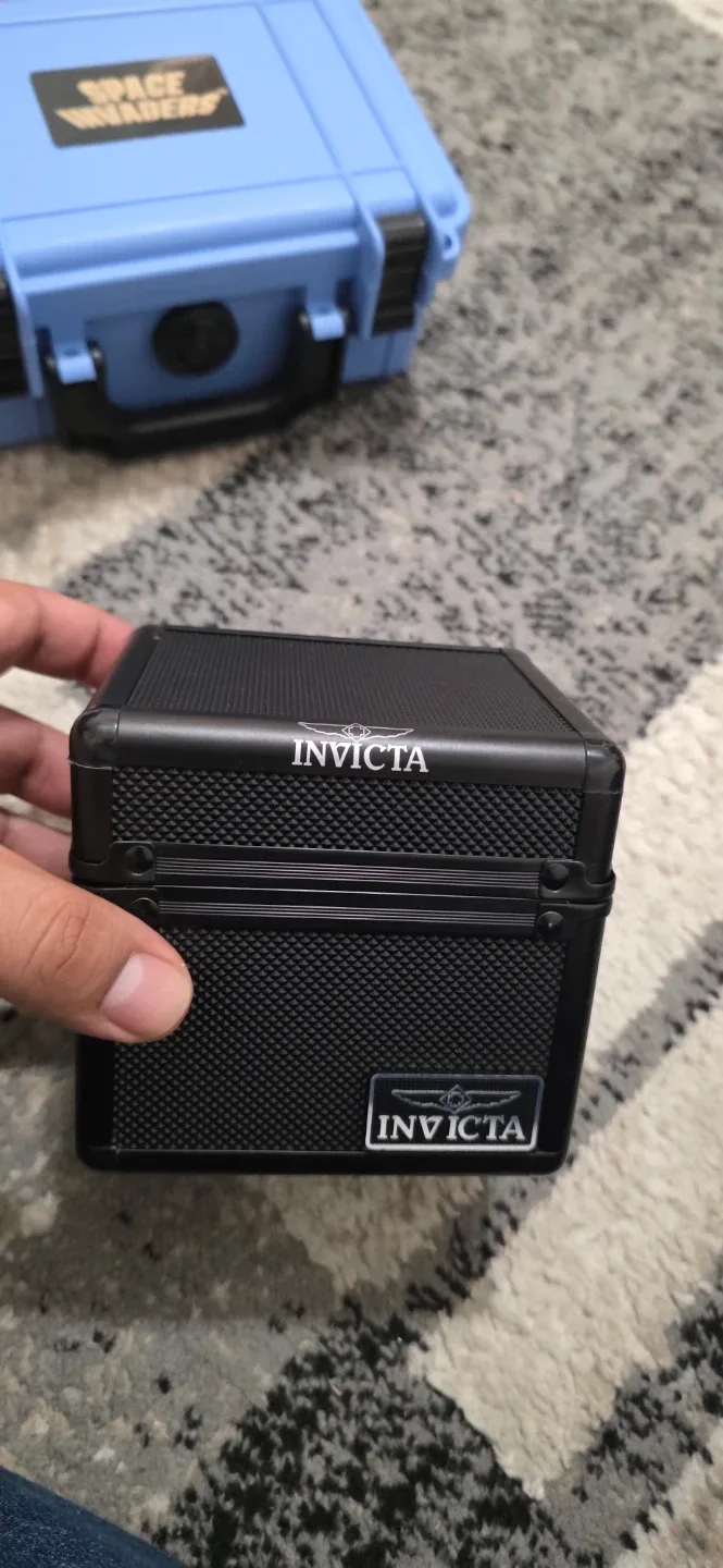 Invicta Men's Watch with Box(New) image indicator(5)