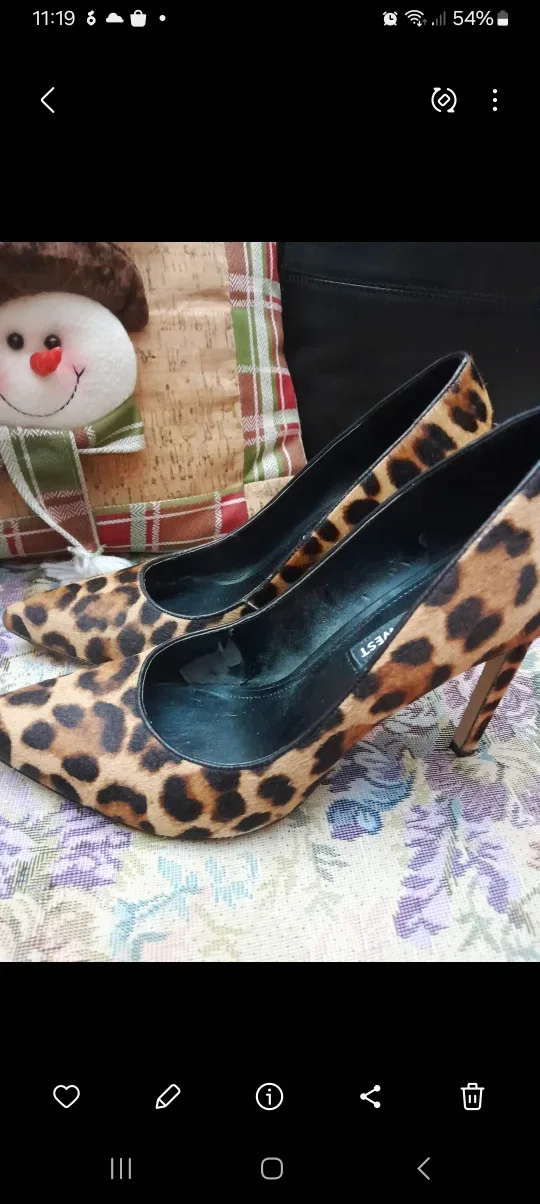 Nine West Leopard Print Heels - Size 8.5M image indicator(5)
