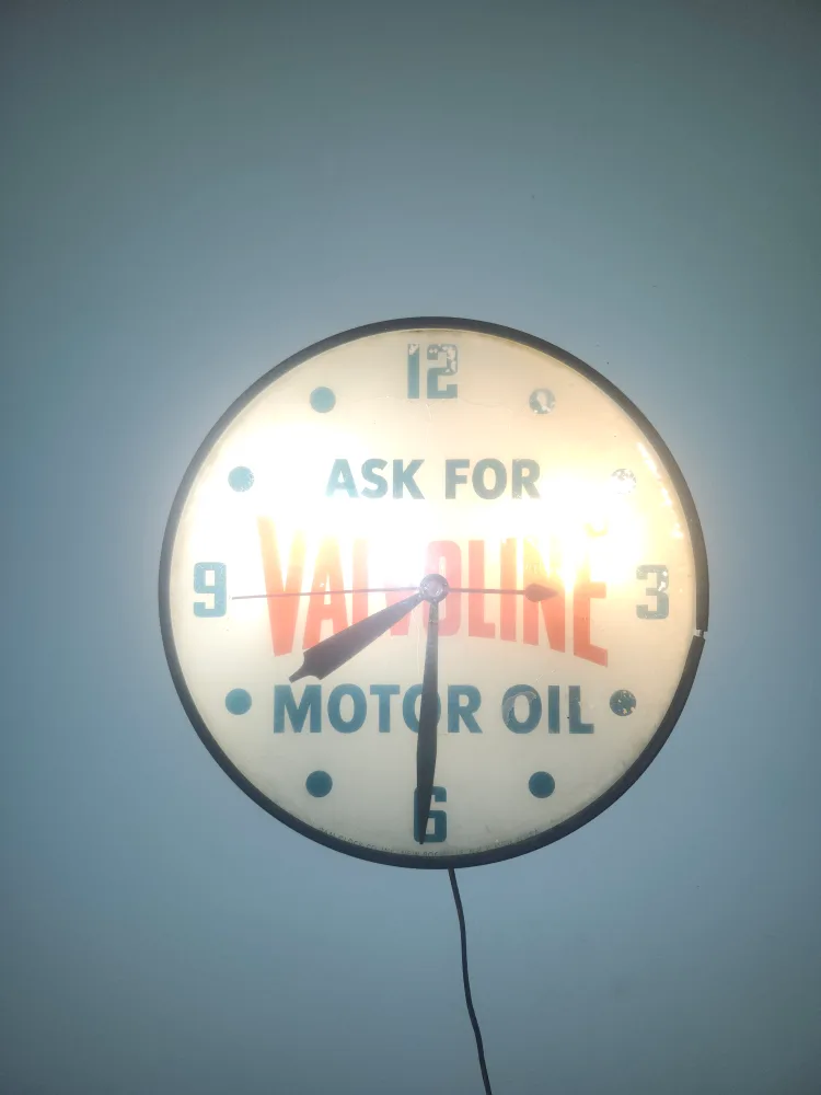 Valvoline Motor Oil Clock image indicator(2)