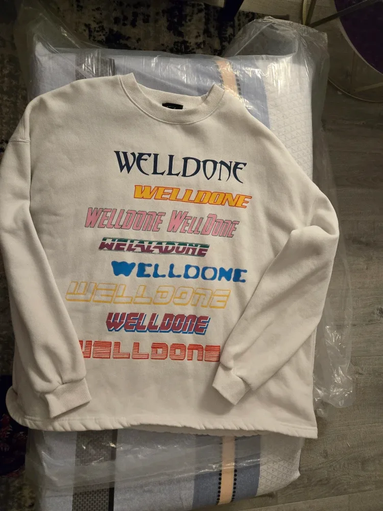 We11done White Printed Sweatshirt