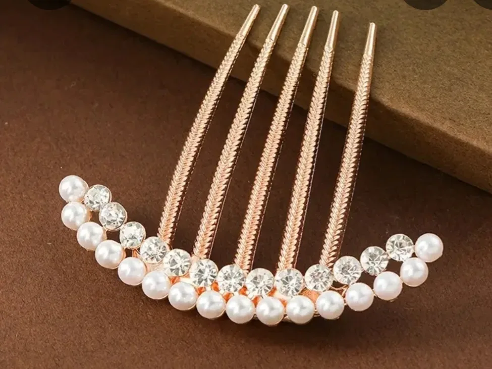 Pearl & Rhinestone Hair Comb - Gold image indicator(3)