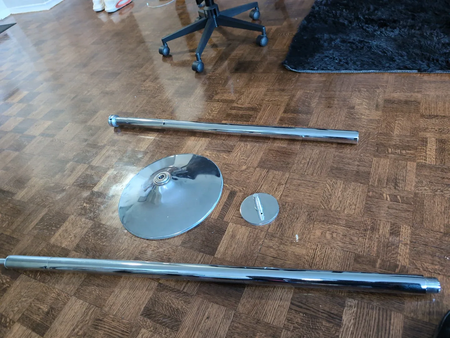 Chrome Dance Pole image indicator(2)