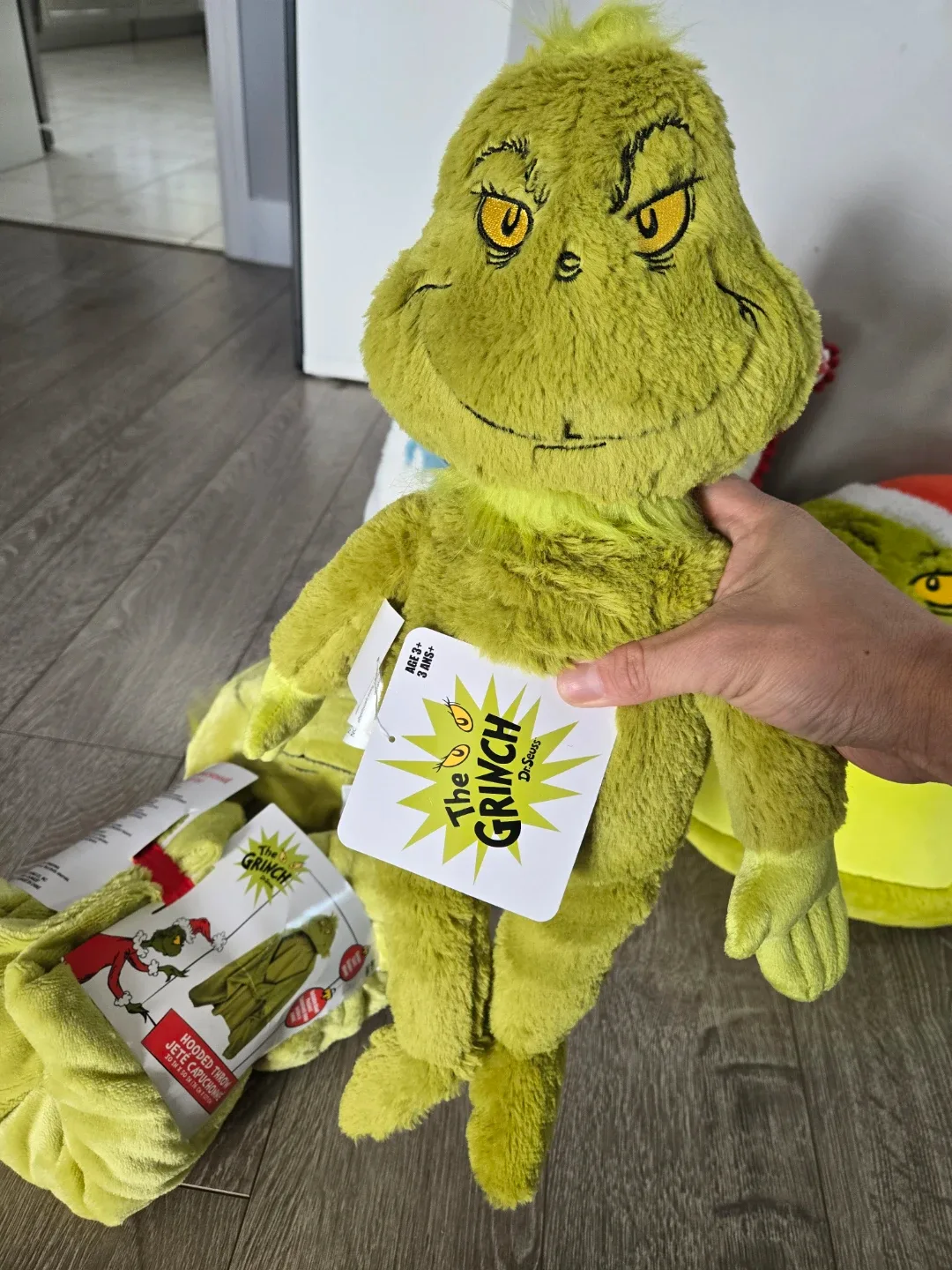 Brand new Christmas the grinch plush toy lot image indicator(3)