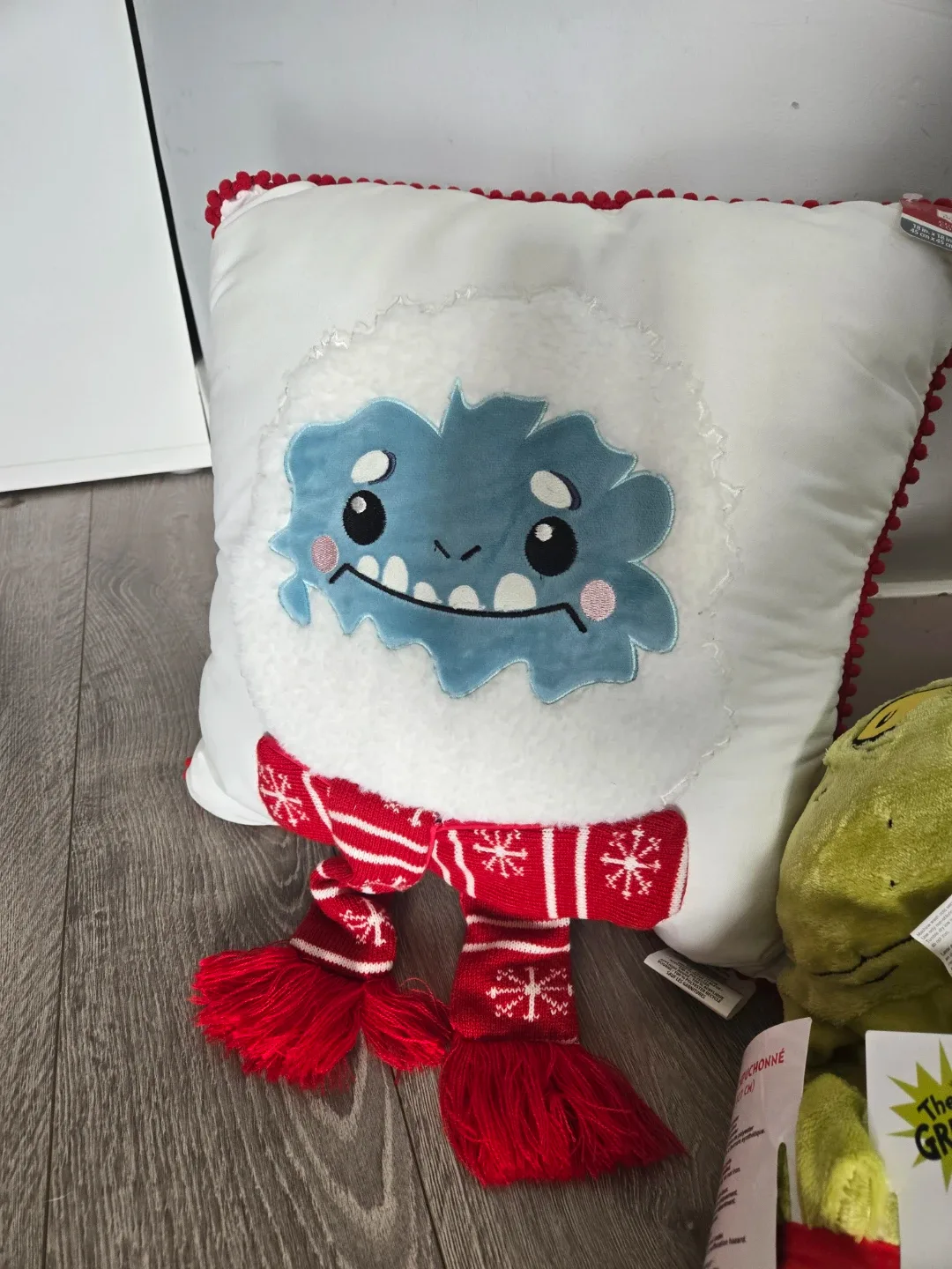 Brand new Christmas the grinch plush toy lot image indicator(8)