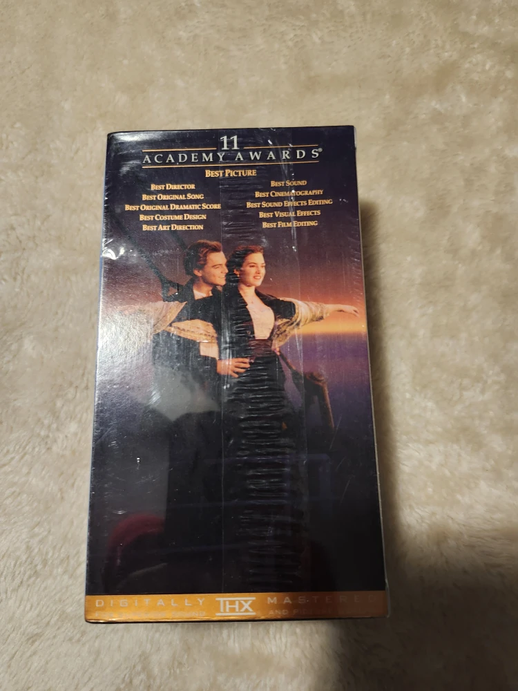 Titanic VHS Tape - New & Sealed - photo 2