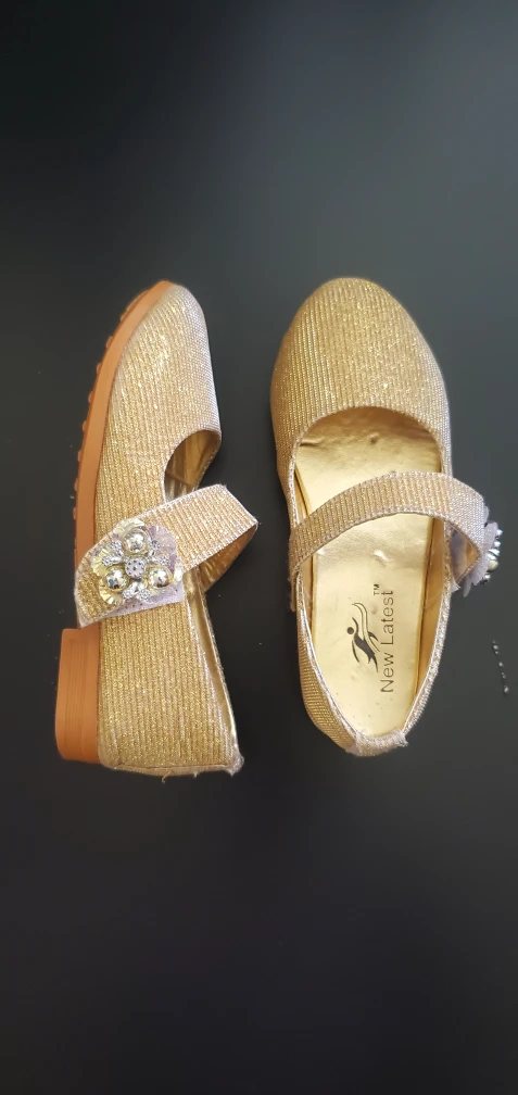 New Latest Gold Glitter Girl's shoes - Size 12 - photo 3