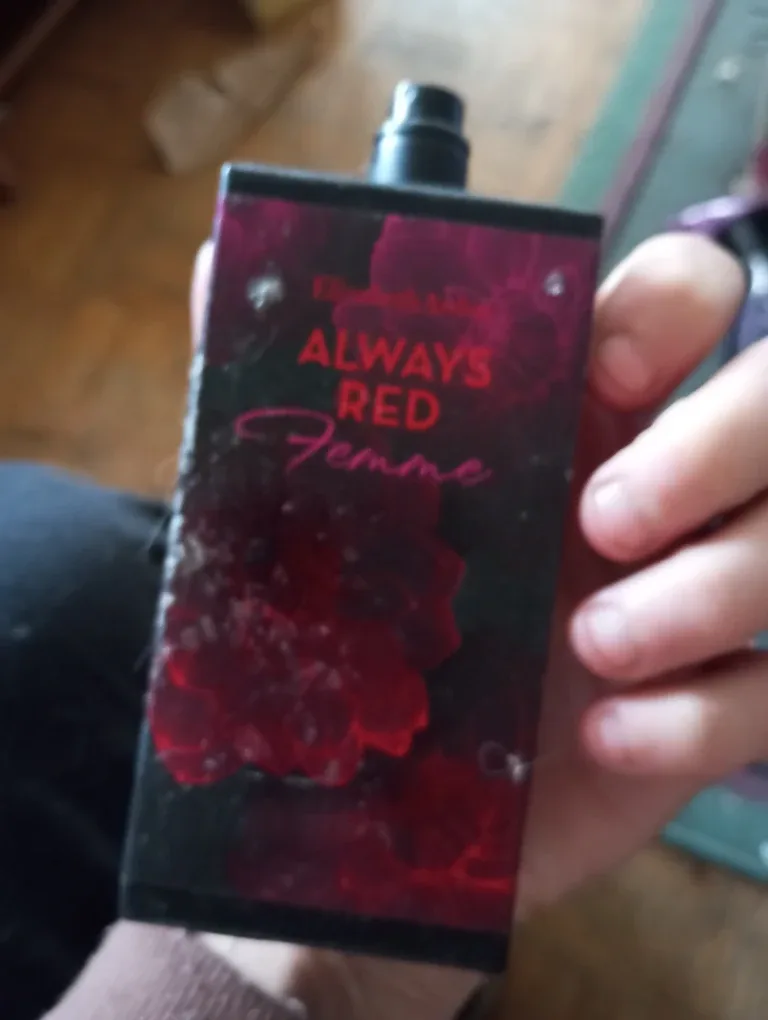 Elizabeth Arden Always Red Femme Perfume