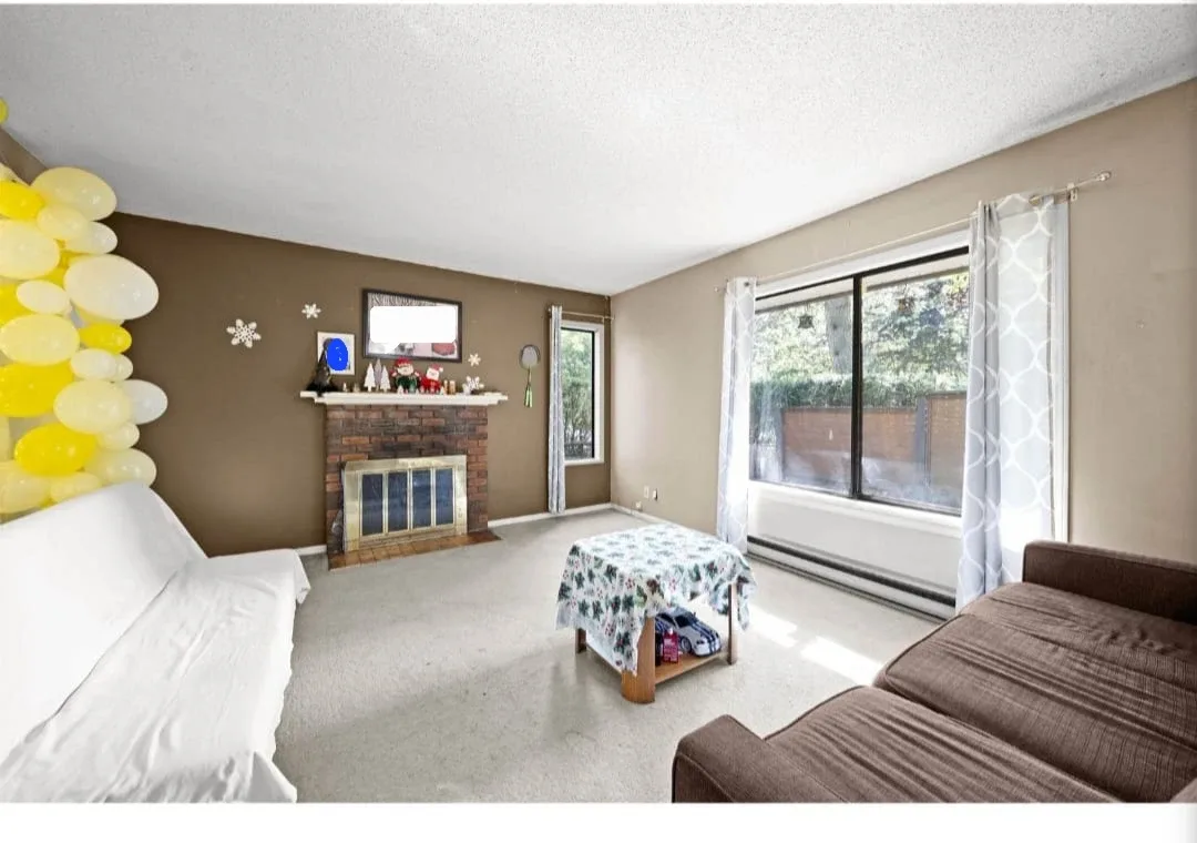 Ground-Floor Townhouse for Rent — Available December 1st image indicator(5)