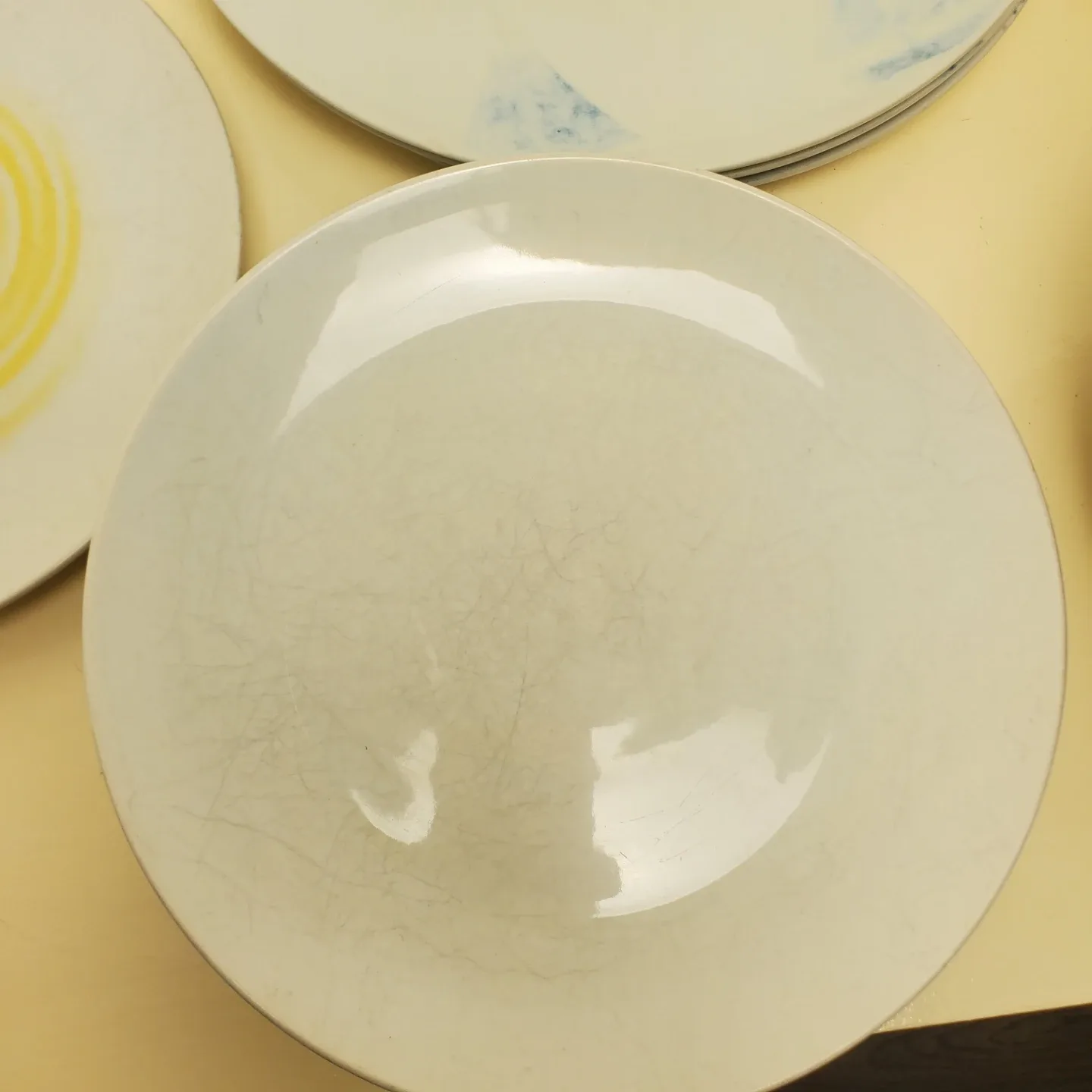 Free Assorted Plates and Bowls 🥕 image indicator(3)