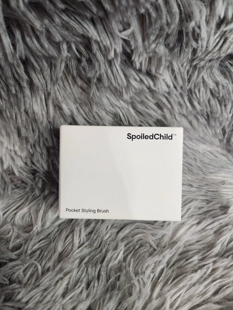 SpoiledChild Pocket Styling Brush - New in Box! - photo 5