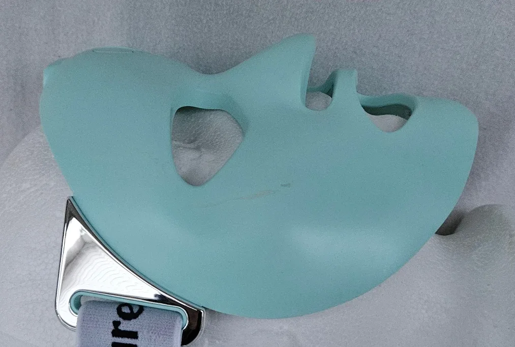 Qure Red Light Therapy for Face LED Mask image indicator(3)