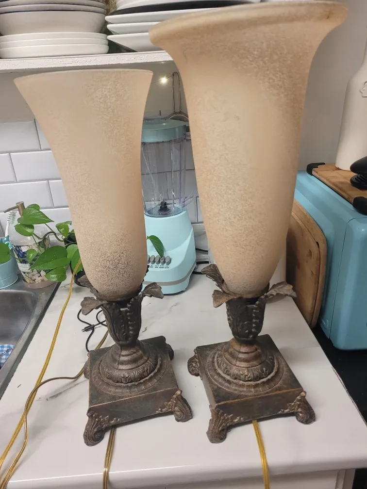 Pair of Vintage Style Table Lamps image indicator(6)