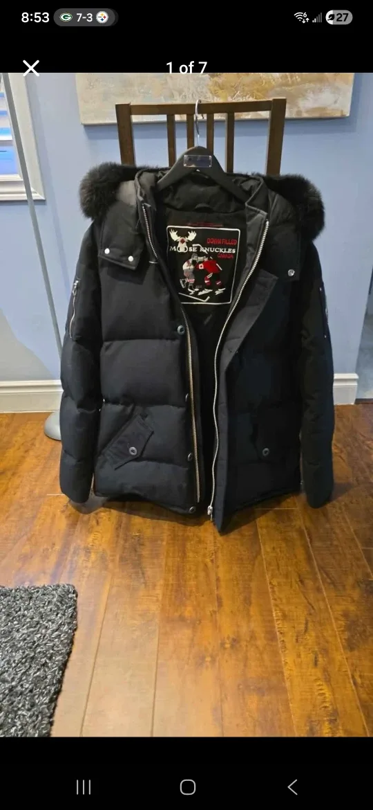 Moose Knuckles Down Filled Black Winter Jacket image indicator(6)