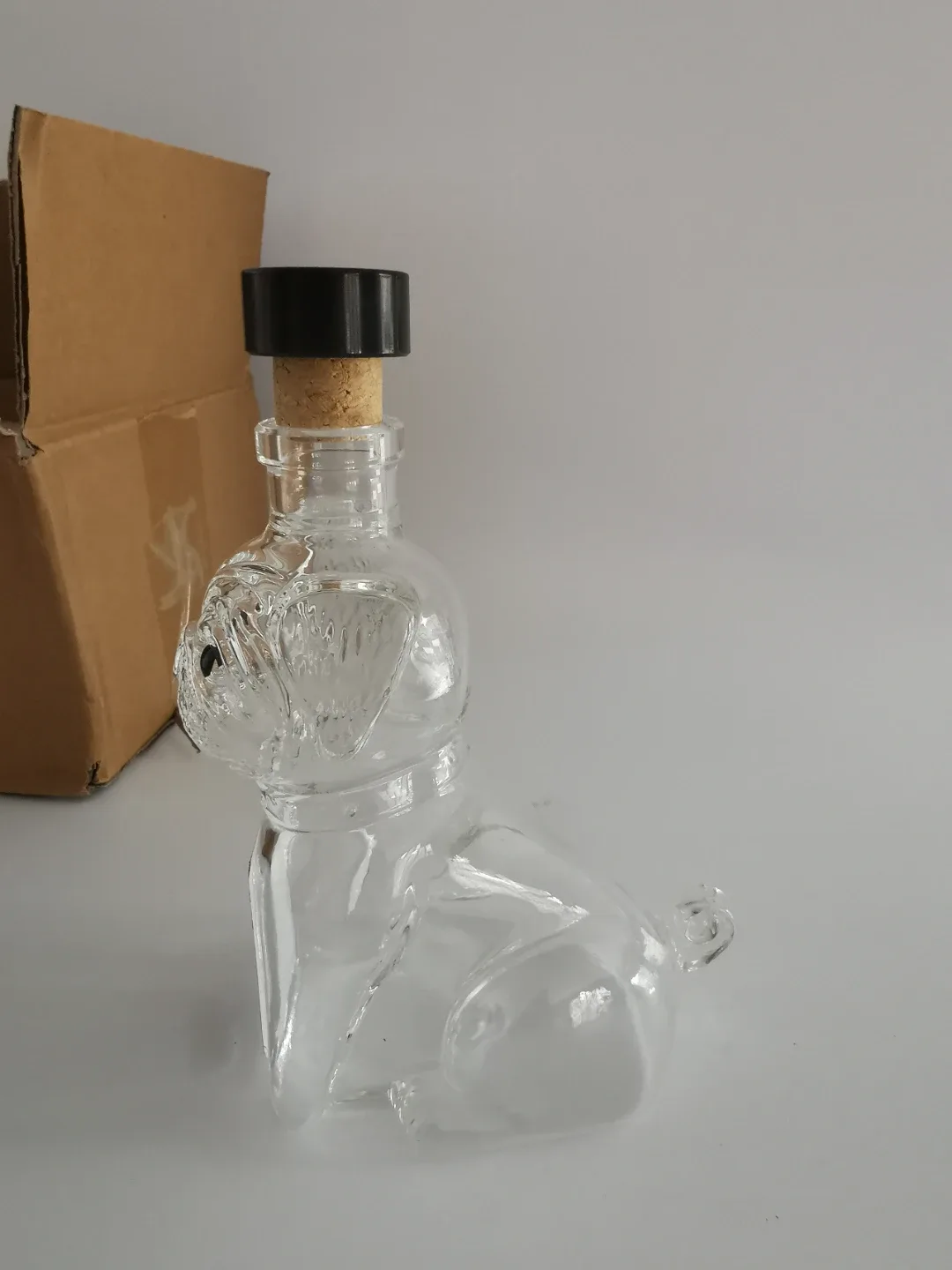 Dog-shaped Glass Bottle image indicator(2)