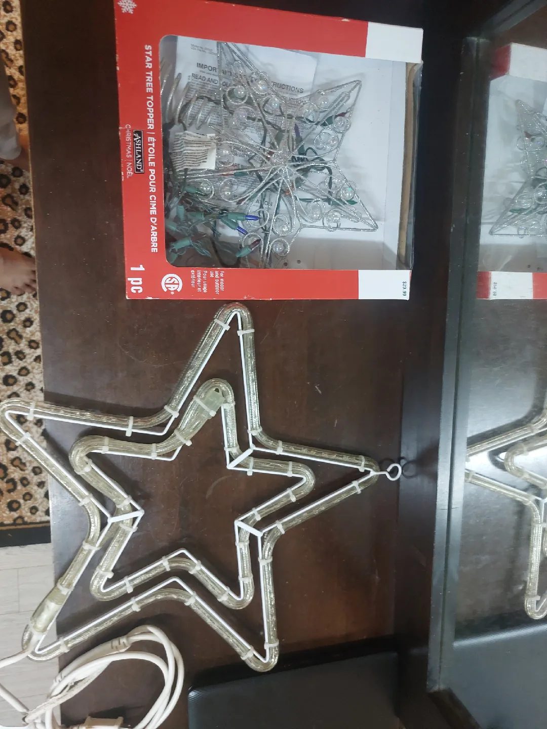 Ashland Star Tree Topper and led star both image indicator(2)