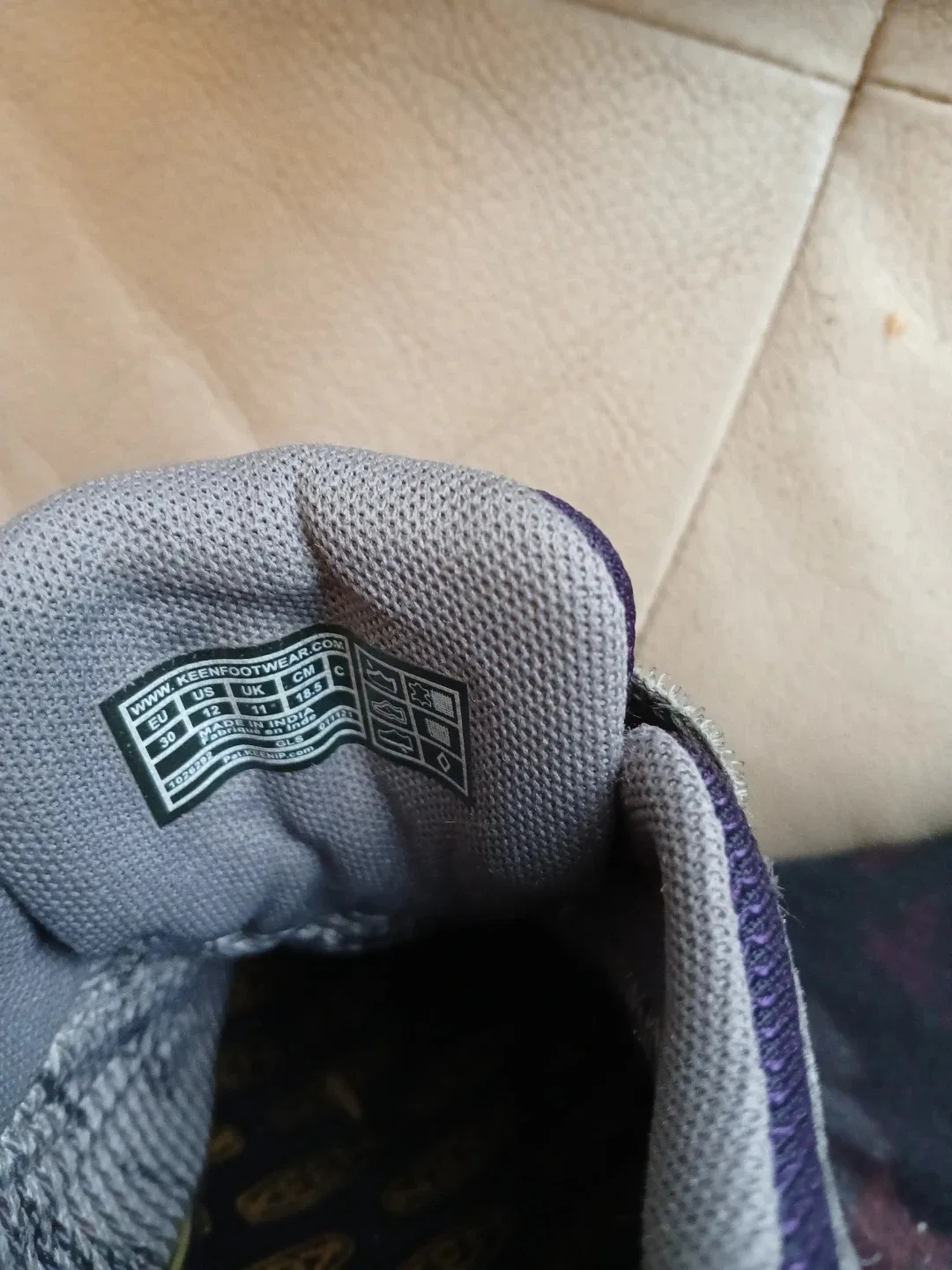 KEEN Kids' Hiking Shoes, US Size 12 image indicator(3)