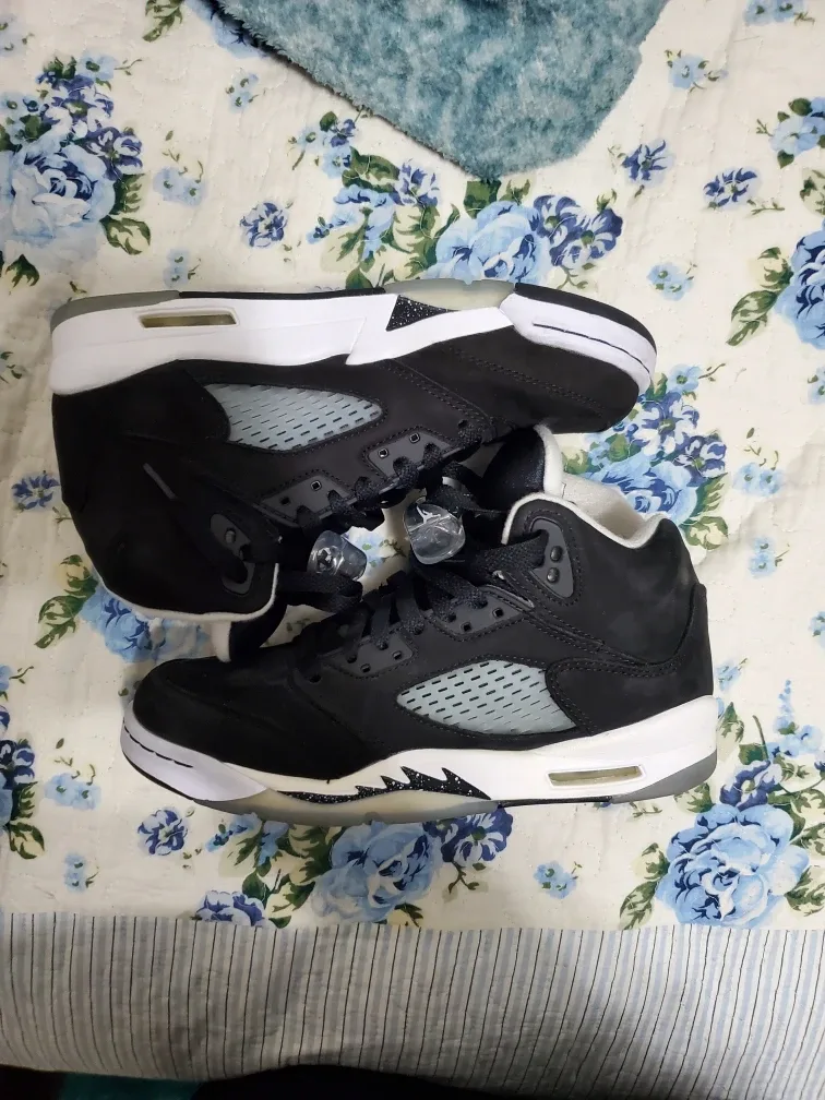 Jordan 5 Retro Oreo size 6 womens