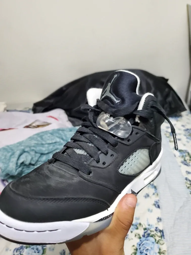 Jordan 5 Retro Oreo size 6 womens image indicator(3)