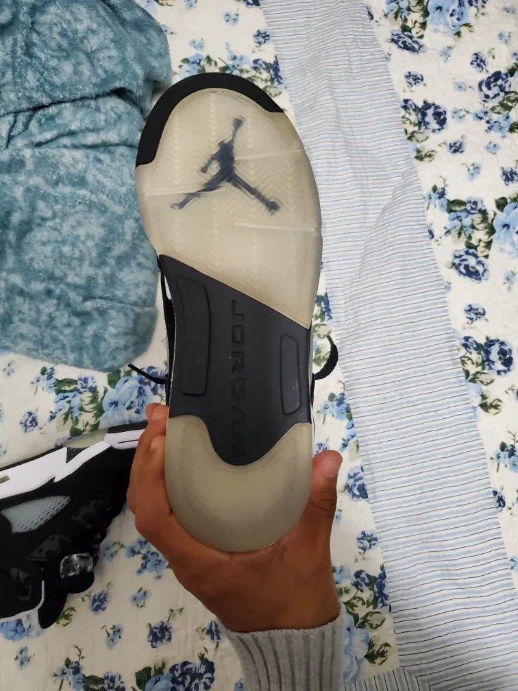 Jordan 5 Retro Oreo size 6 womens image indicator(4)