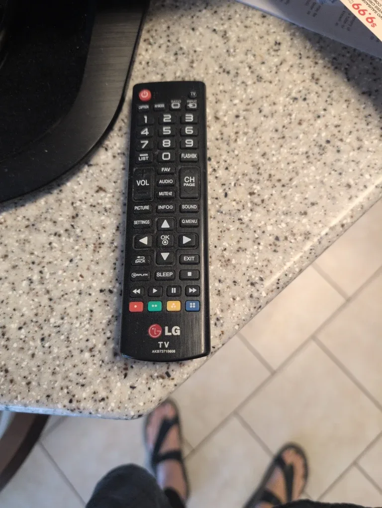 LG 47-inch  LED TV image indicator(2)