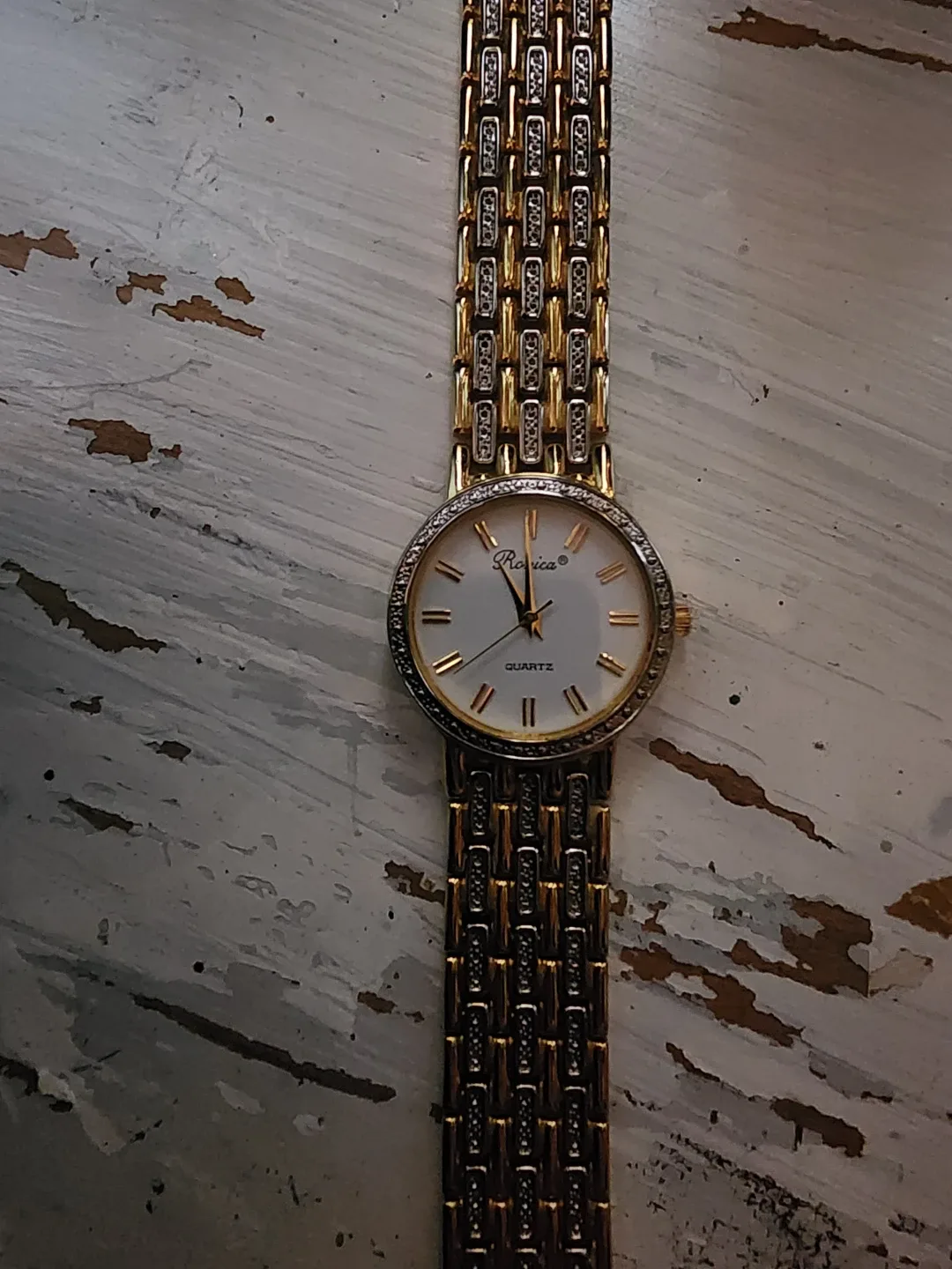 Vintage Women's and men's Watches - Lot of 10 image indicator(2)