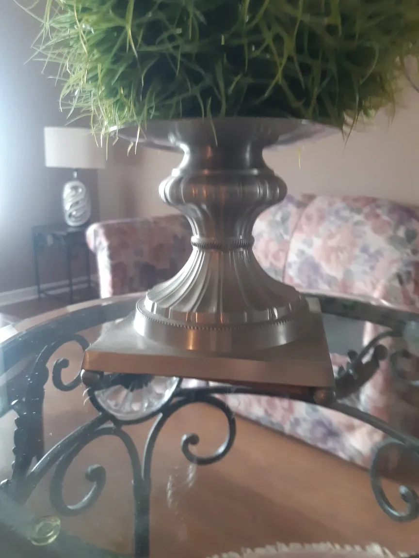 Decorative Green Topiary Ball image indicator(2)