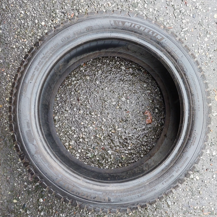 4x 215 45 17 Michelin Cross Climate 2 - photo 2