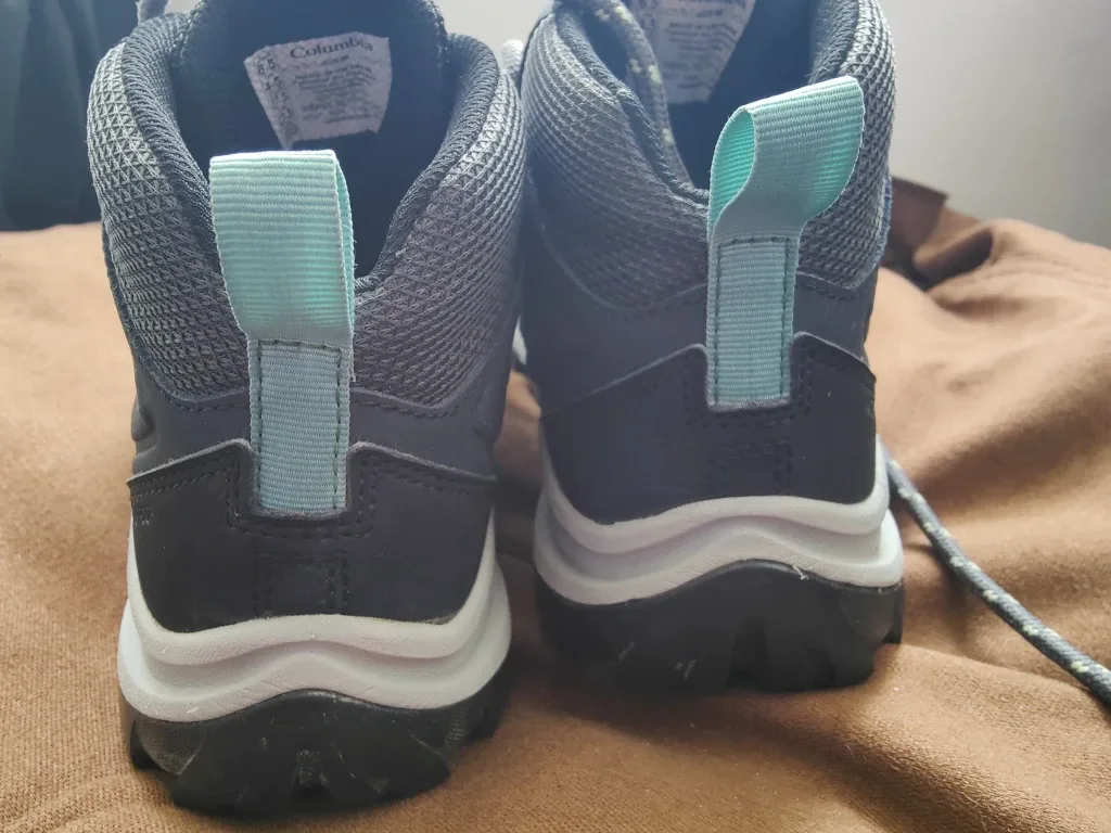 Columbia Women's Hiking Boots - Size 6.5 image indicator(3)